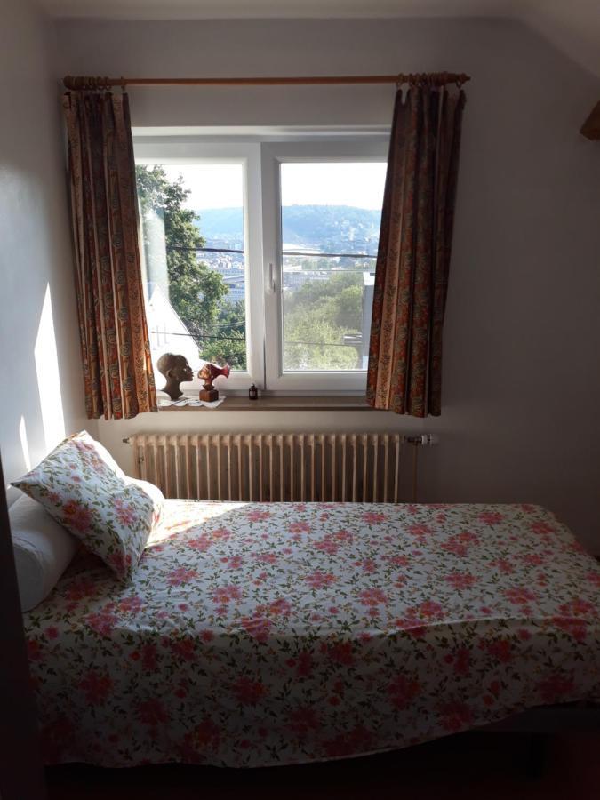 Bed Vue Sur Vallee De La Meuse Namur Bouge Exterior photo